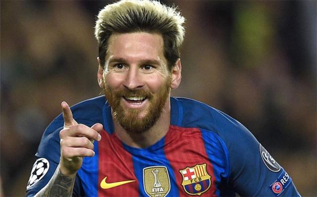 莱万：我的身体状况非常好；为巴萨打入百球是目标和梦想.