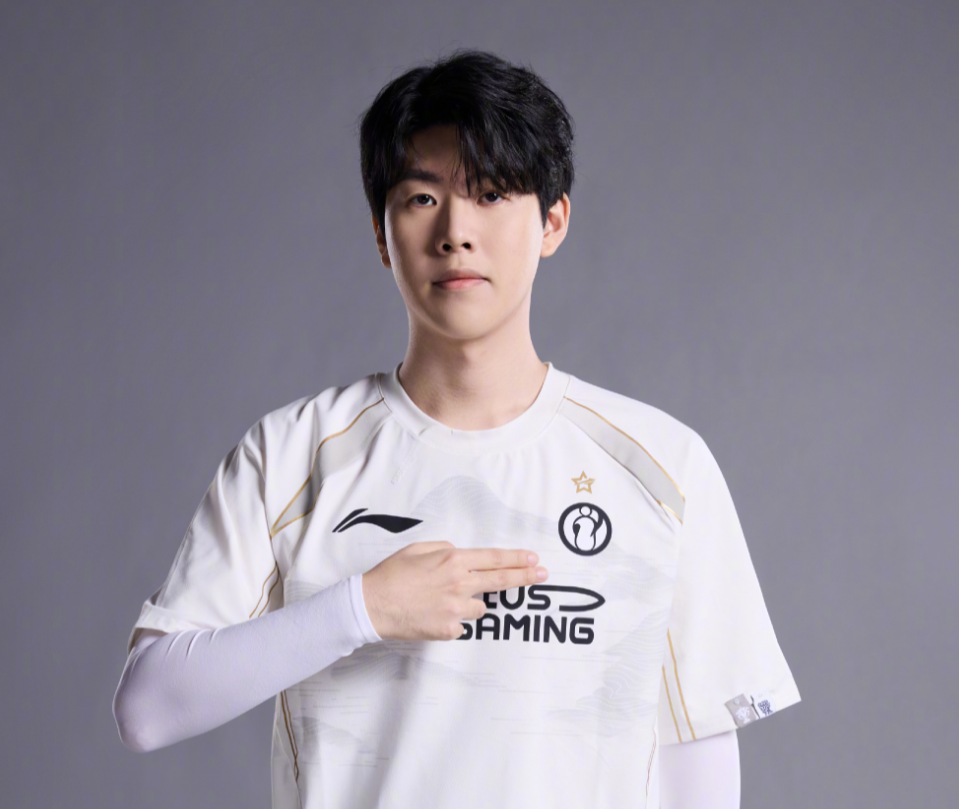 对于厄德高 对于厄德高