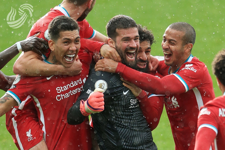 [德甲]吉拉西进球 斯图加特战胜奥格斯堡.