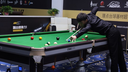 34岁131天，奥利弗-鲍曼成德国队史首秀年龄最大的门将