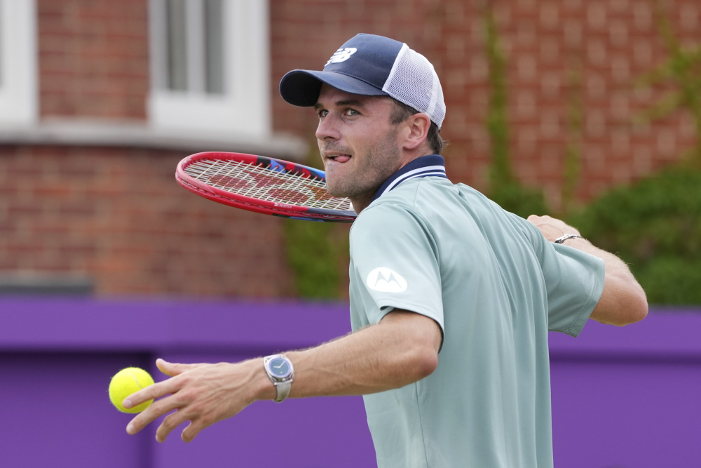 京多安基本确定返回曼城