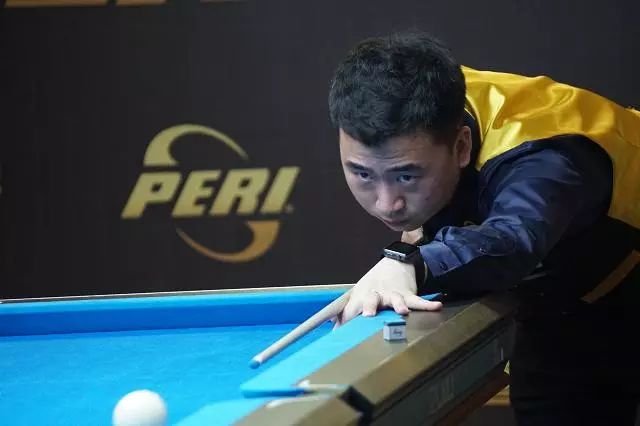 层与执行摇 层与执行摇